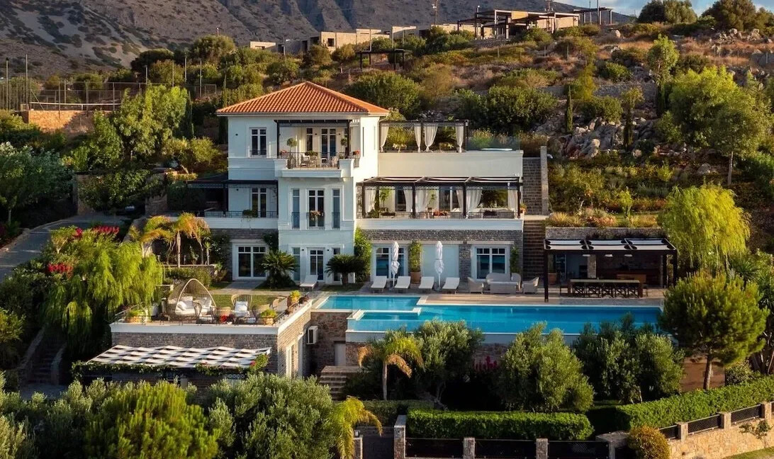 4 seafront Villas for sale in Elounda Crete for sale 5