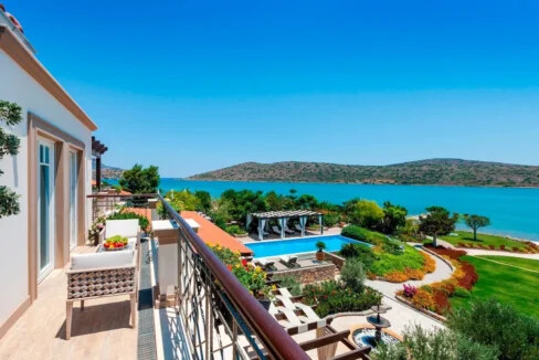 4 seafront Villas for sale in Elounda Crete for sale 6