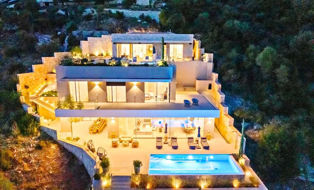 Luxury Seaside Villa in Meganisi Lefkada 2
