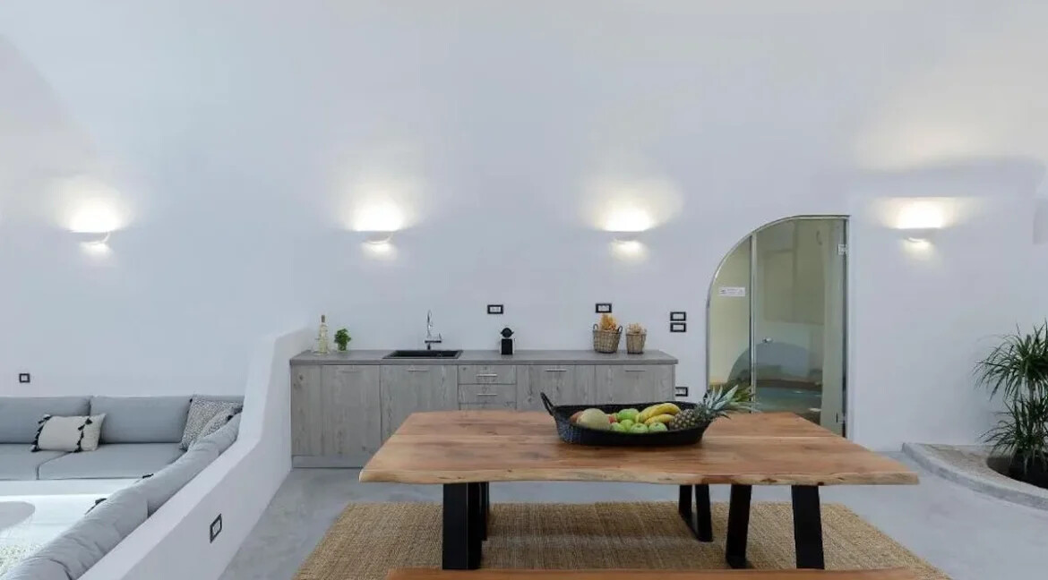 20th-Century Winery Turned into 3 apartments Villa for sale in Santorini 27