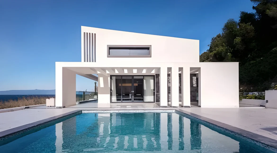 A luxurious villa by the beach, Kassandra Halkidiki