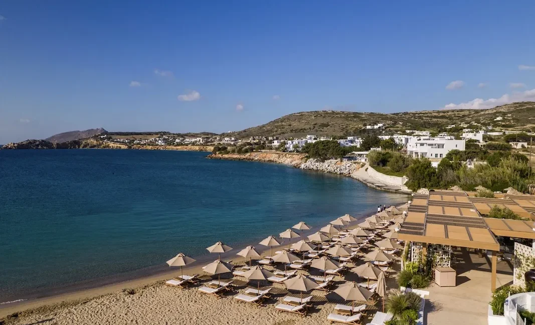 Beachfront Beach bar for Sale in Paros