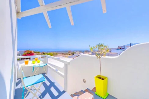 Beautiful Maisonette for Sale in Santorini 18