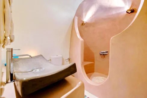 Beautiful Maisonette for Sale in Santorini 19