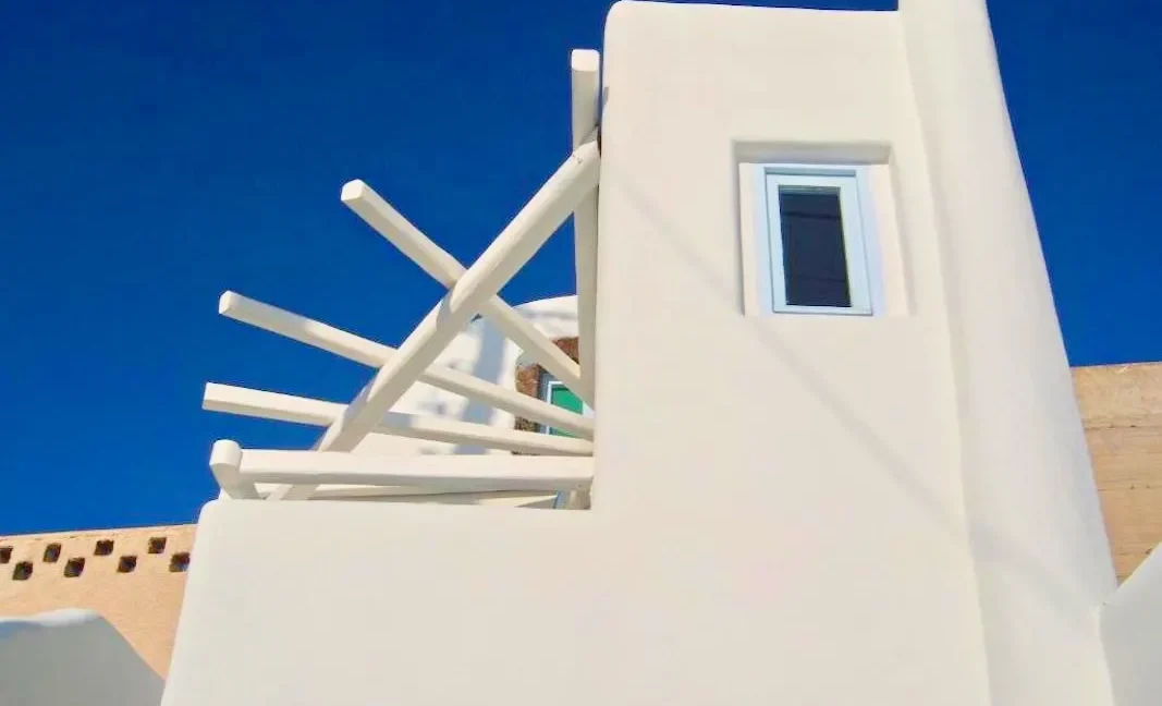 Beautiful Maisonette for Sale in Santorini 4