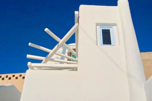 Beautiful Maisonette for Sale in Santorini 4