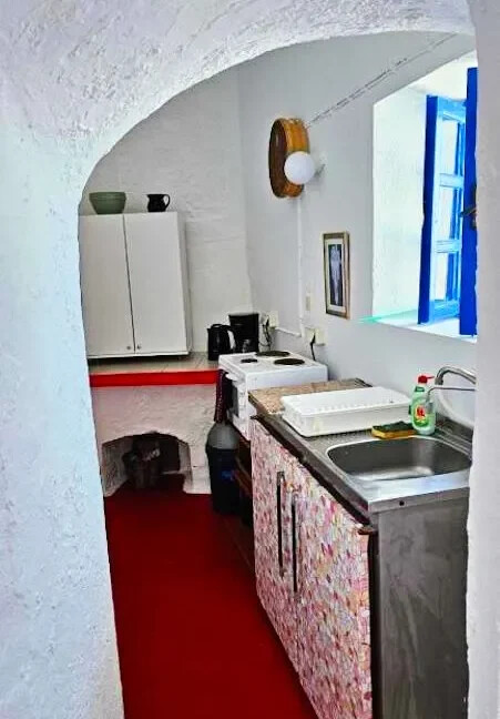 Cave House for Sale in Firostefani, Santorini 1