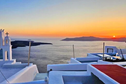 Cave House for Sale in Firostefani, Santorini 11