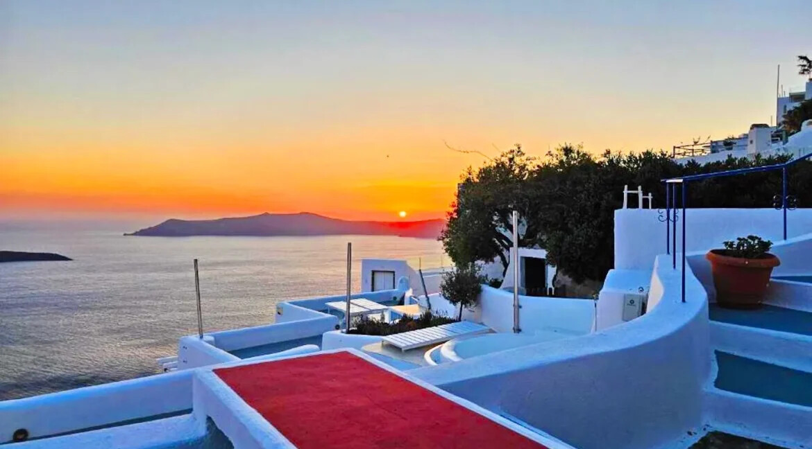 Cave House for Sale in Firostefani, Santorini 13