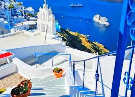 Cave House for Sale in Firostefani, Santorini 22