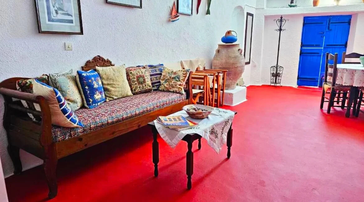 Cave House for Sale in Firostefani, Santorini 7