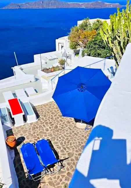 Cave House for Sale in Firostefani, Santorini 9