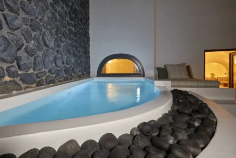 Cave House for Sale in Imerovigli, Santorini 10