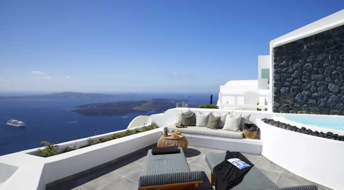 Cave House for Sale in Imerovigli, Santorini 17