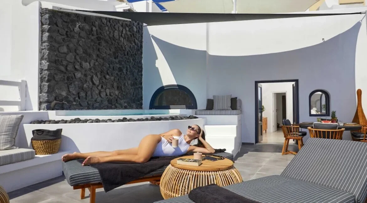 Cave House for Sale in Imerovigli, Santorini 20