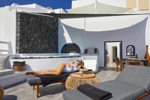 Cave House for Sale in Imerovigli, Santorini 20