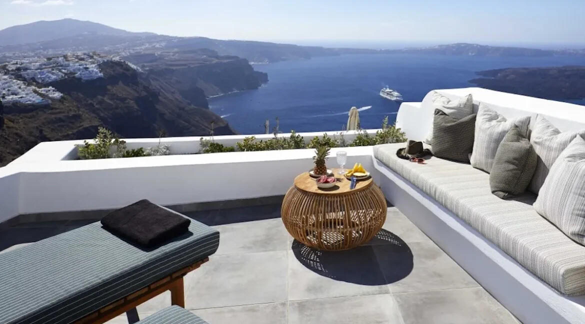 Cave House for Sale in Imerovigli, Santorini 22