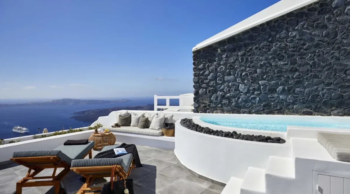 Cave House for Sale in Imerovigli, Santorini 23