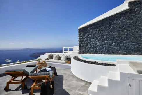 Cave House for Sale in Imerovigli, Santorini 23
