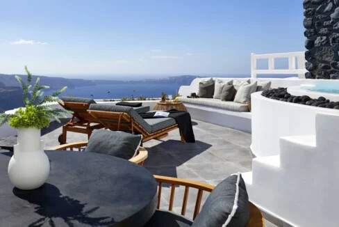 Cave House for Sale in Imerovigli, Santorini 24