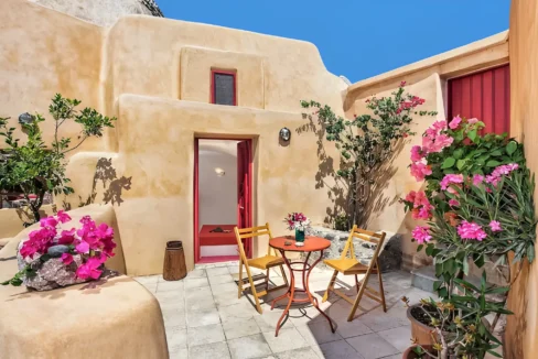 House For Sale In Finikia, Santorini, Real Estate Greece, Top Villas, Luxury Estate