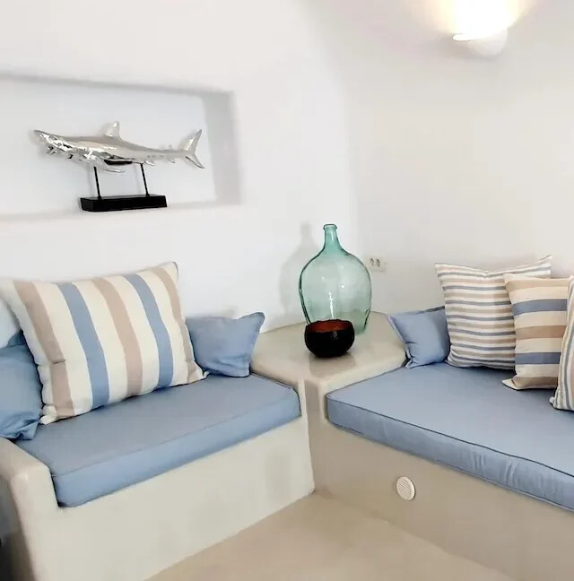 House for Sale in Santorini, Greece 22