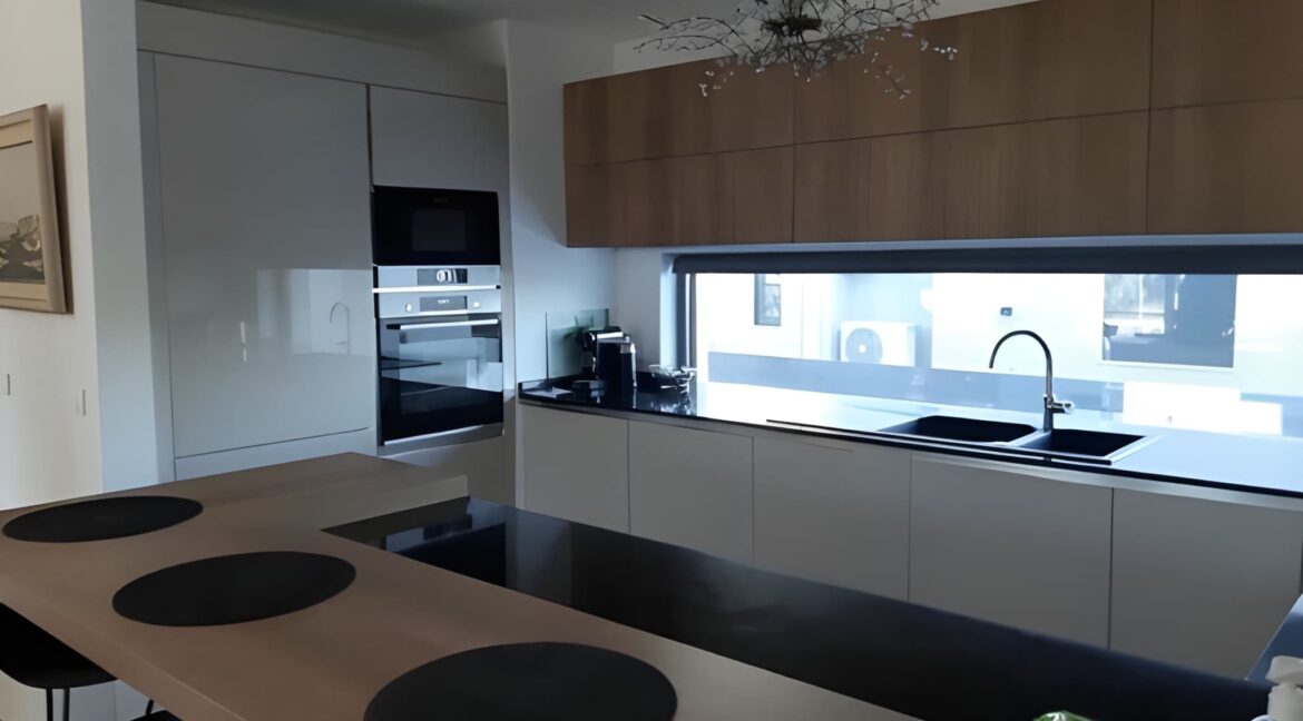 Luxury House for sale Vari Varkiza, South Athens 16