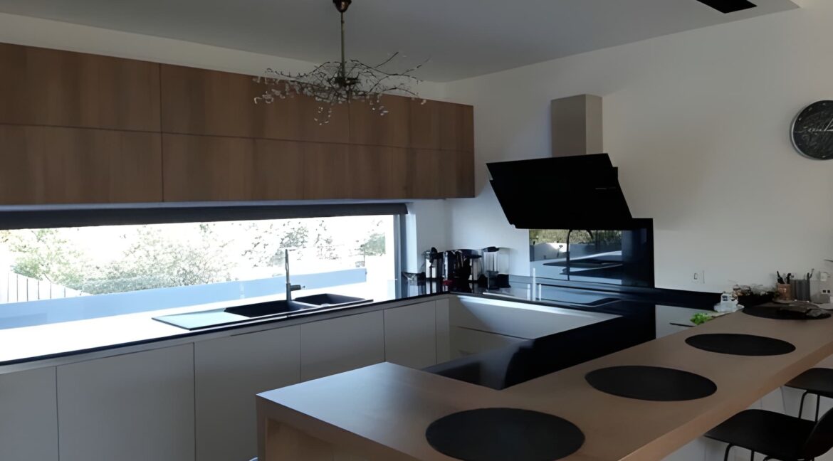 Luxury House for sale Vari Varkiza, South Athens 9