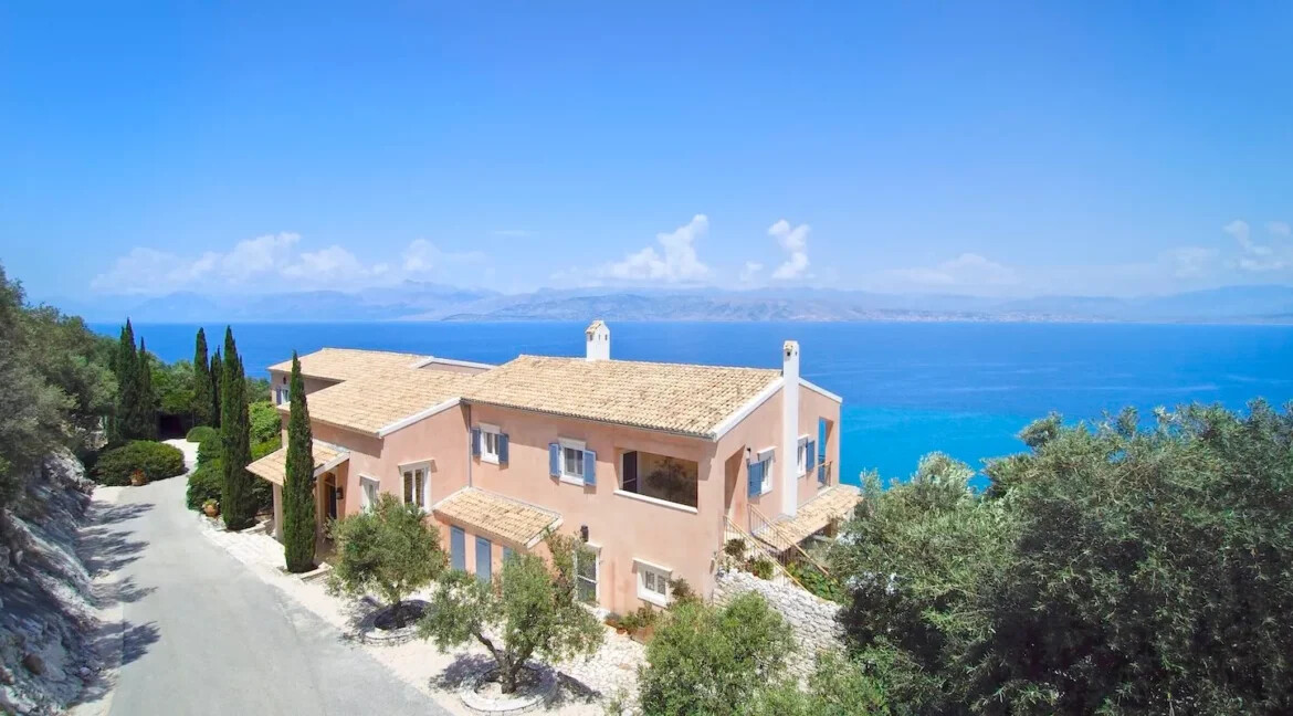 Luxury Seafront Estate in Corfu for sale 34