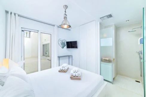 Luxury Villa For Sale in Crete Agios Nikolaos 12