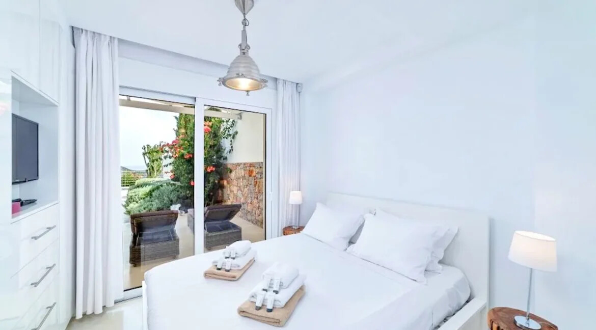 Luxury Villa For Sale in Crete Agios Nikolaos 15