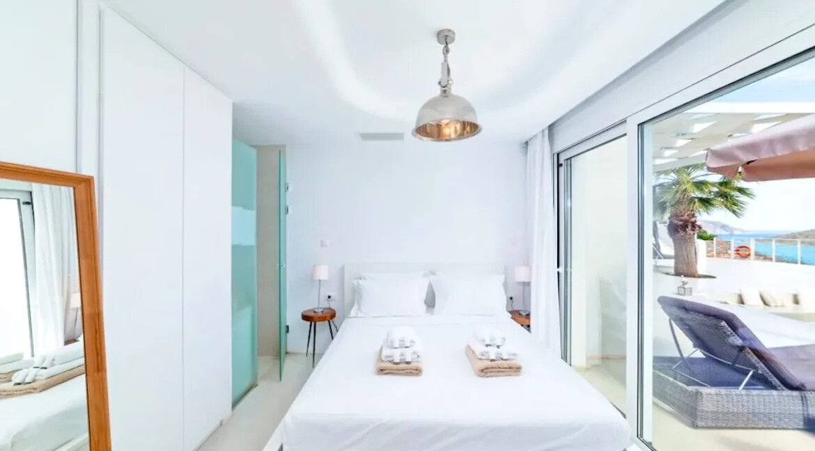 Luxury Villa For Sale in Crete Agios Nikolaos 17