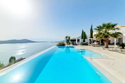 Luxury Villa For Sale in Crete Agios Nikolaos 3