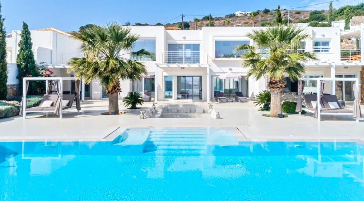 Luxury Villa For Sale in Crete Agios Nikolaos 31