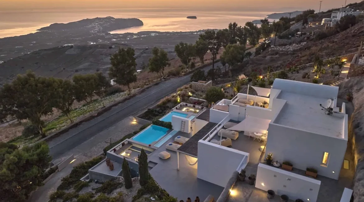 Luxury Villas Santorini for sale 3