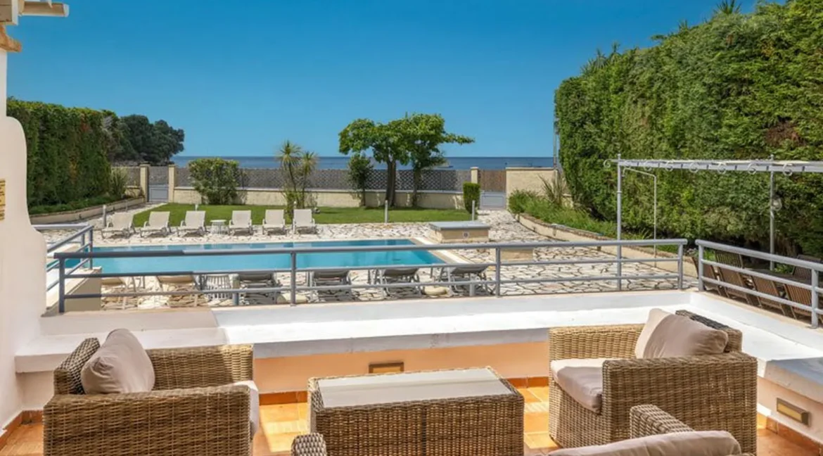 Seafront Villa for Sale in Avlaki Corfu 7