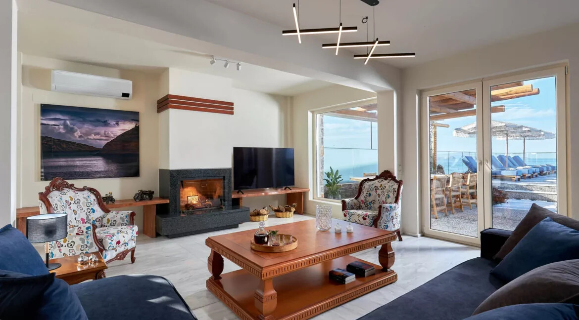 Seafront Villa in Heraklion Crete for sale 1