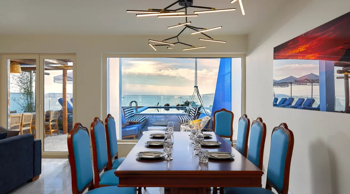 Seafront Villa in Heraklion Crete for sale 14