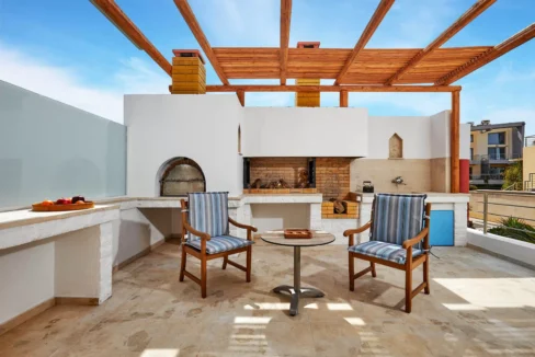 Seafront Villa in Heraklion Crete for sale 16