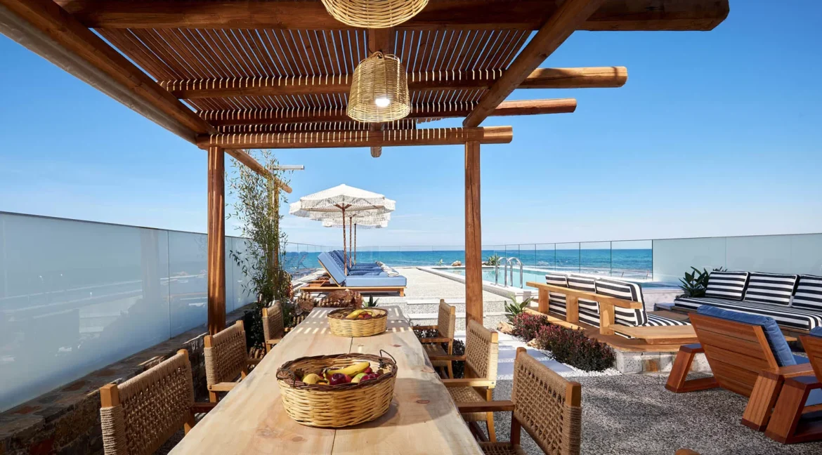 Seafront Villa in Heraklion Crete for sale 20