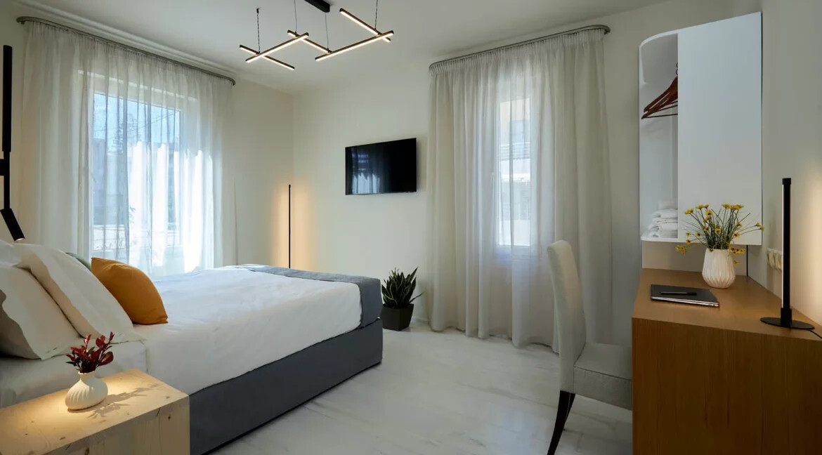 Seafront Villa in Heraklion Crete for sale 9