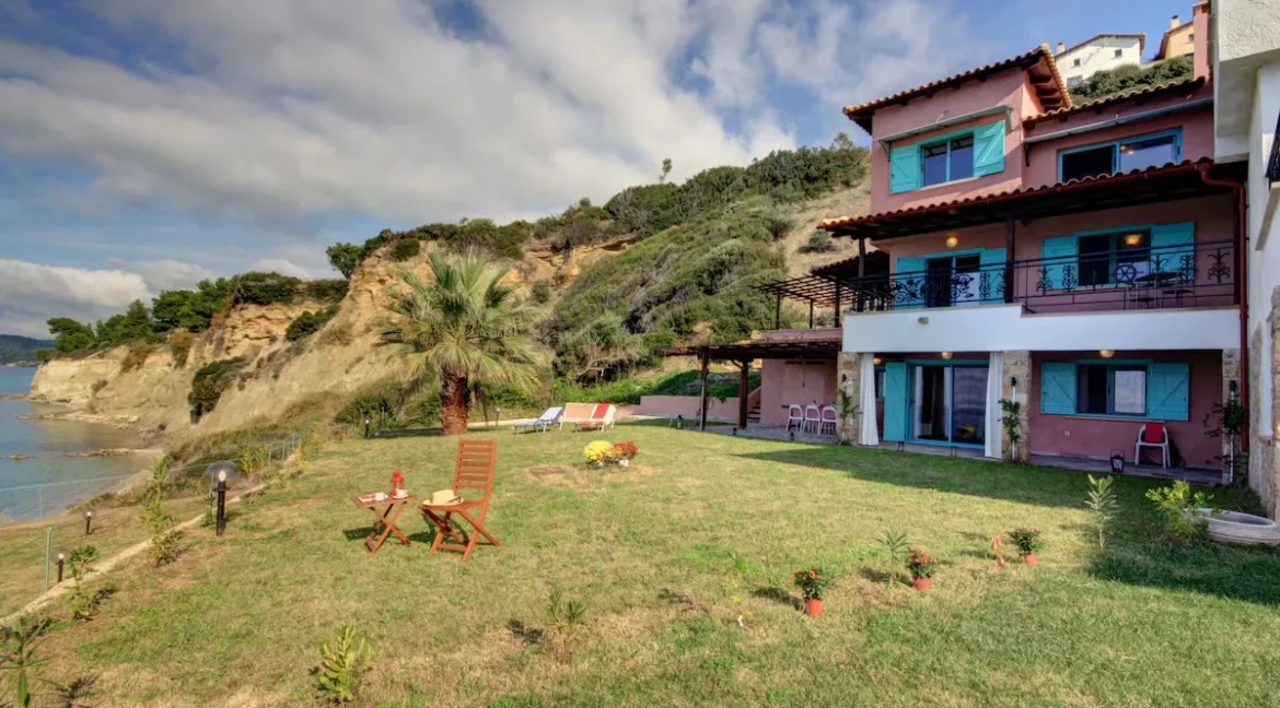 Seaside Villa in Possidi Chalkidiki for sale 5
