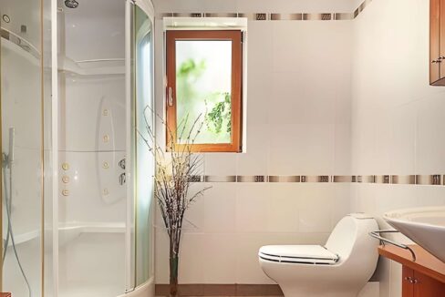 Seaview villa in Saronida, South Athens 1