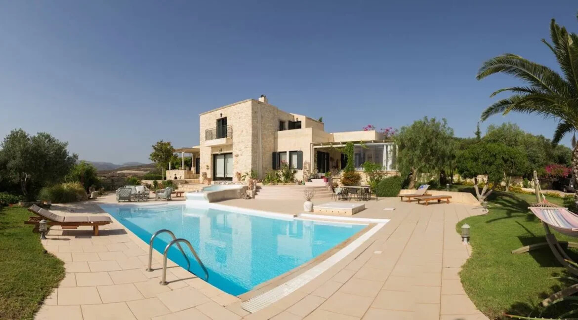 Traditional Villa for sale Sitia Crete 3