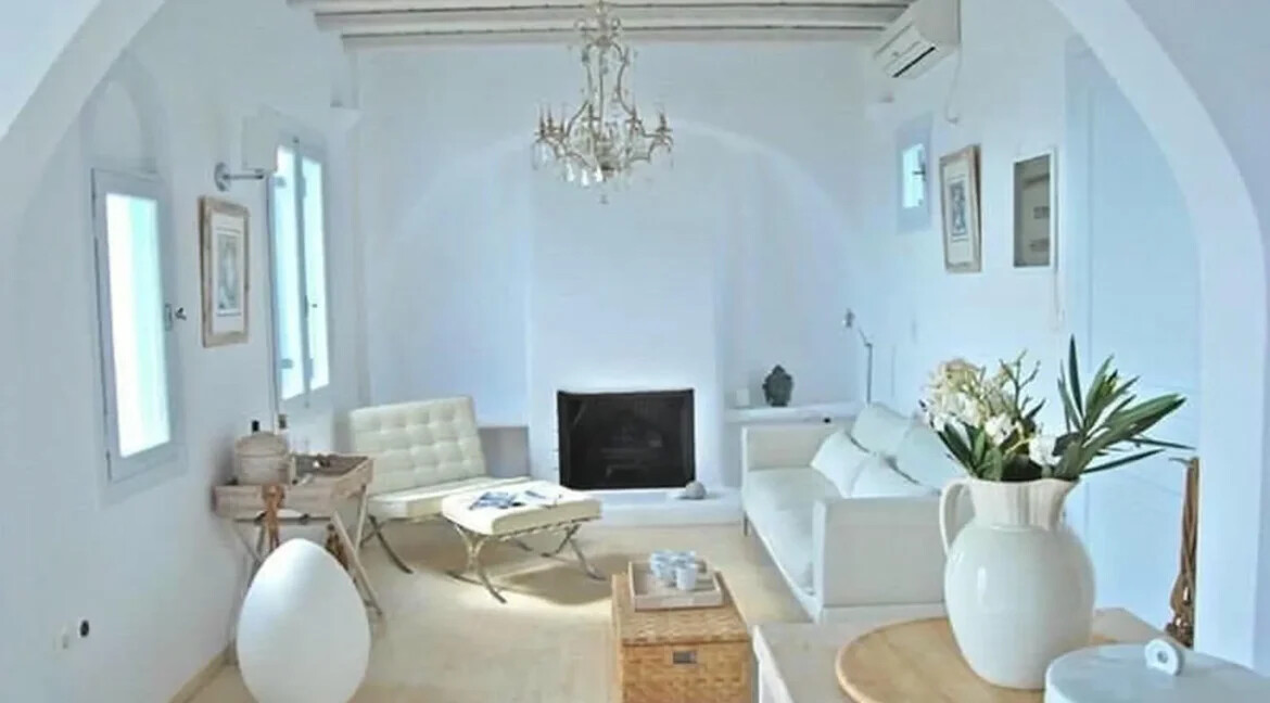 Villa for Sale In Mykonos, Agios Stefanos 3