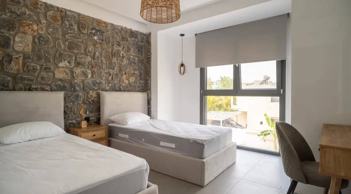 Villa for sale in Pefkochori Halkidiki 1