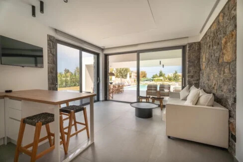 Villa for sale in Pefkochori Halkidiki 11