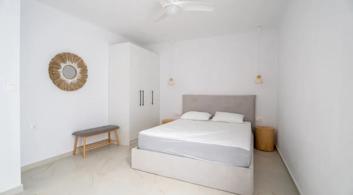 Villa for sale in Pefkochori Halkidiki 3