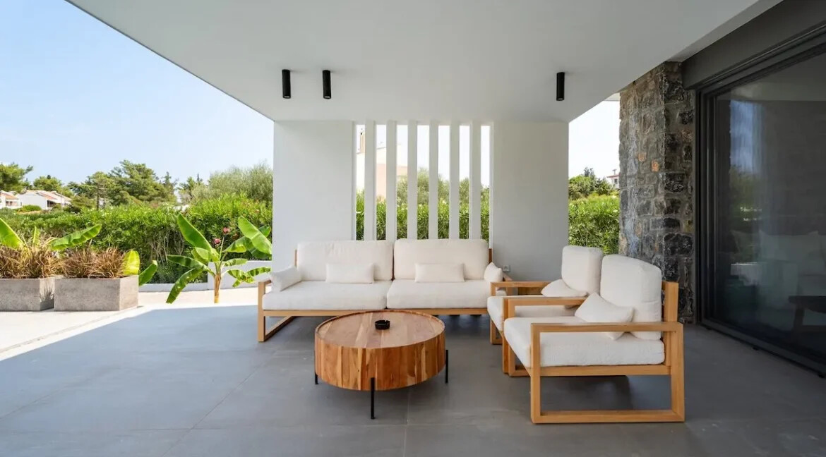 Villa for sale in Pefkochori Halkidiki 9