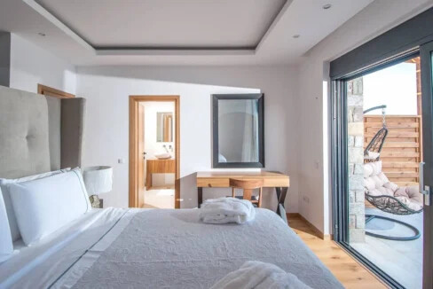 Villa with Direct Sea Access at Elounda Crete 25